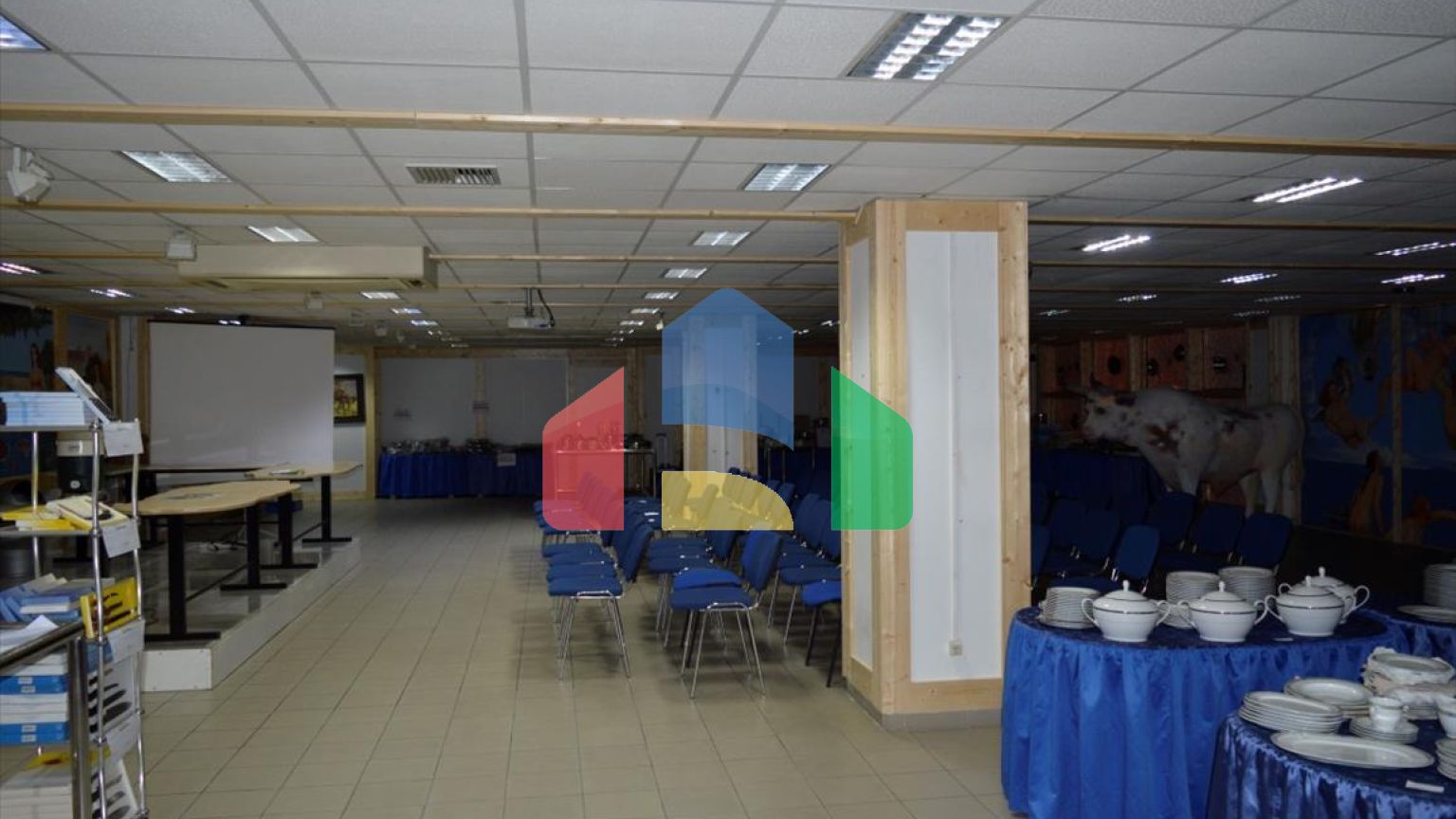 Продажа - Здание 2800 m² в Афинах