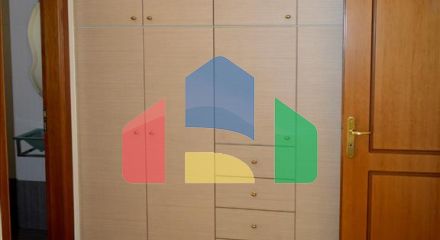 Продаж - Котедж 213 m² в Афінах