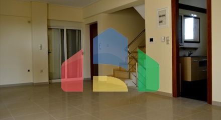 Продаж - Котедж 213 m² в Афінах