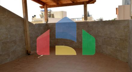 Продаж - Котедж 213 m² в Афінах