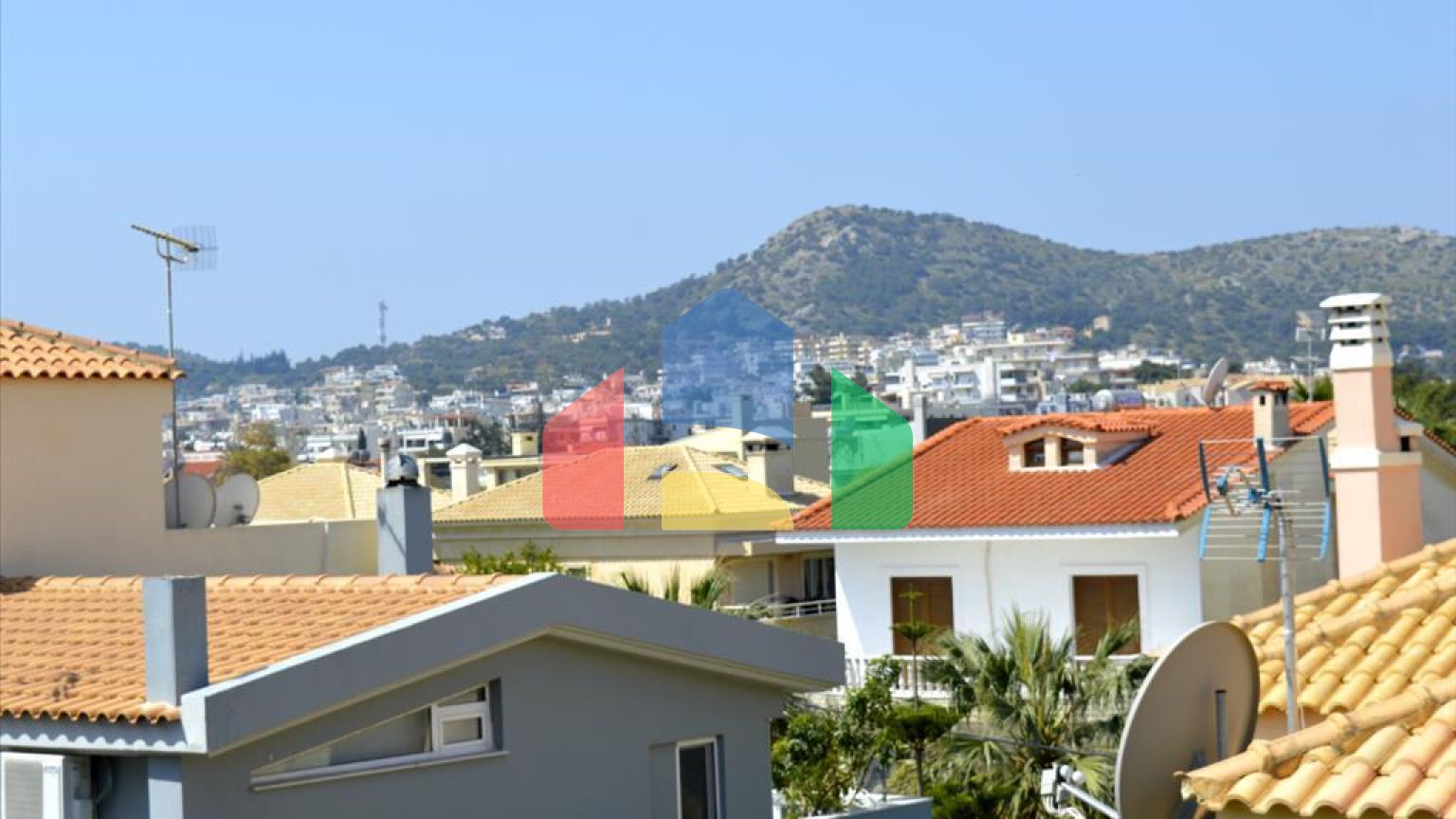 Продаж - Котедж 213 m² в Афінах