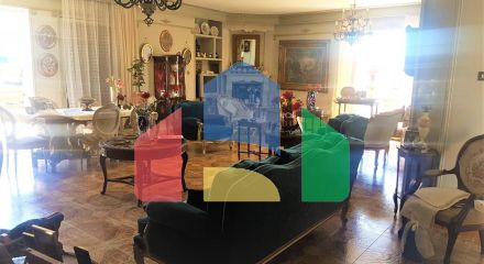 For Sale - Flat 200 m² in Athens