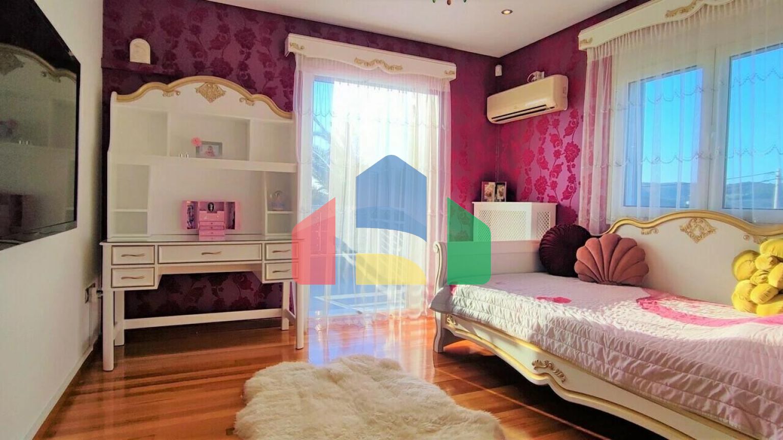 Продаж - Вілла 290 m² в Афінах