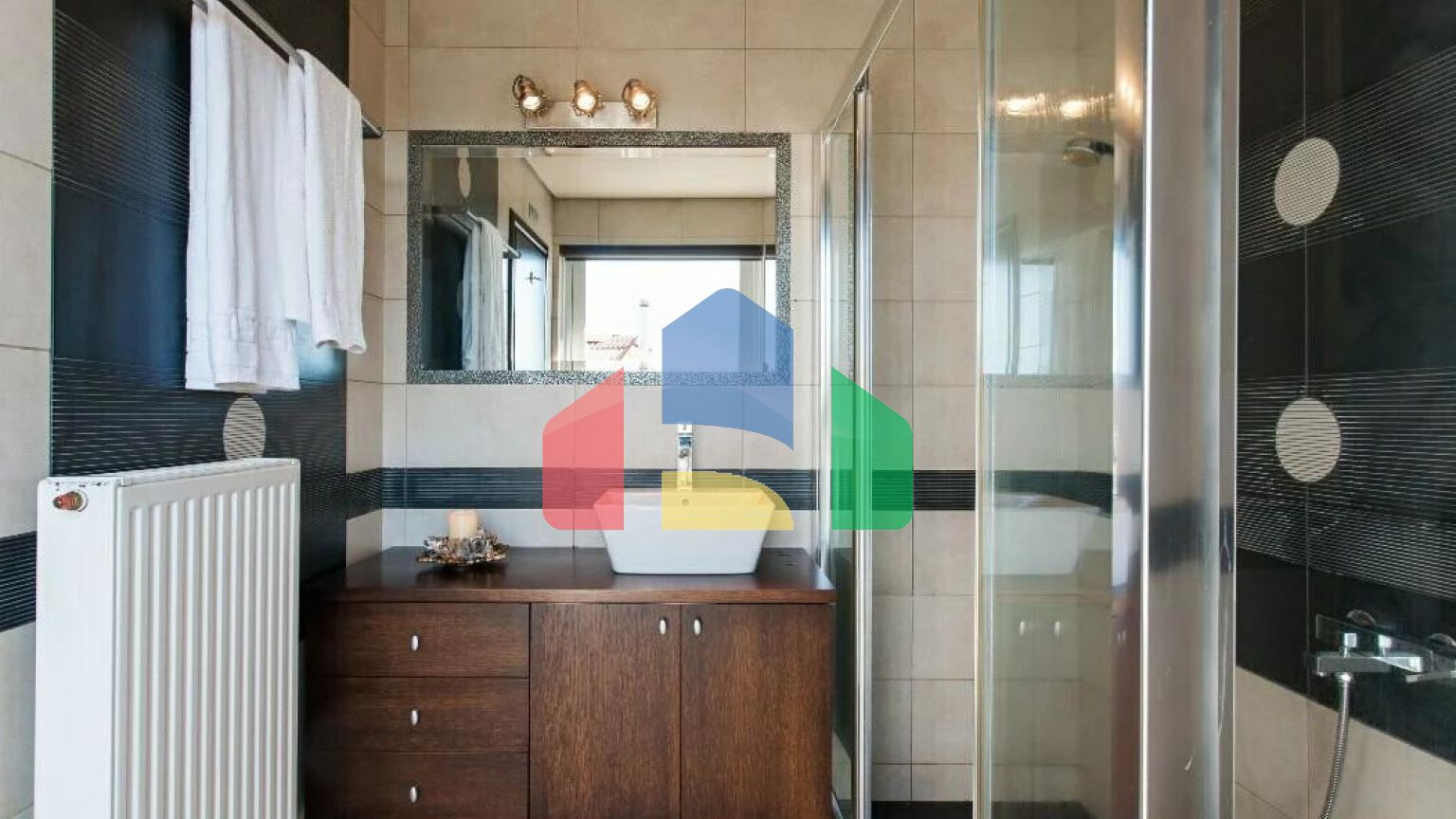 Продаж - Вілла 290 m² в Афінах