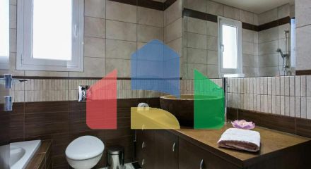 Продаж - Вілла 290 m² в Афінах