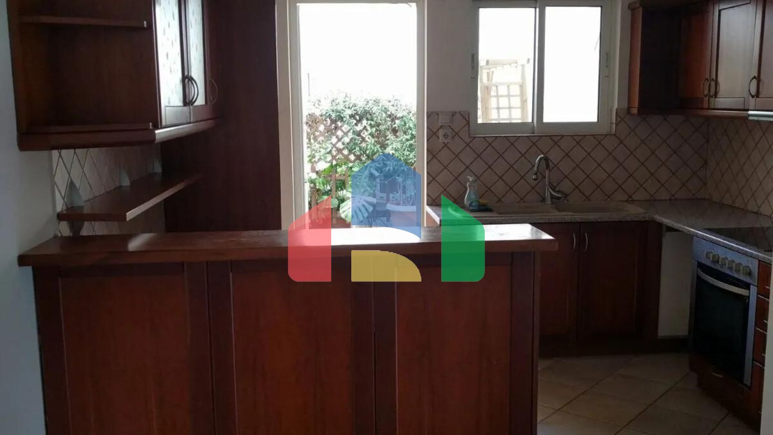 Продаж - Таунхаус 170 m² в Афінах