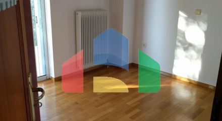 Продаж - Таунхаус 170 m² в Афінах