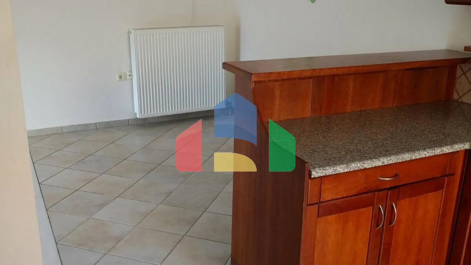 Продаж - Таунхаус 170 m² в Афінах