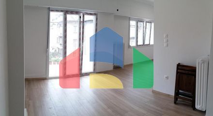 Продаж - Квартира 90 m² в Афінах