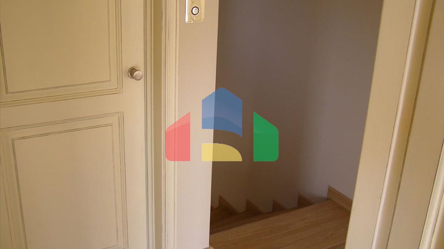 Продажа - Коттедж 485 m² в Афинах