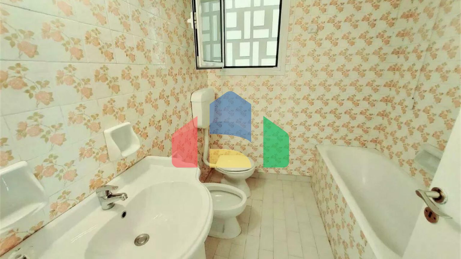 Продажа - Здание 200 m² в Афинах