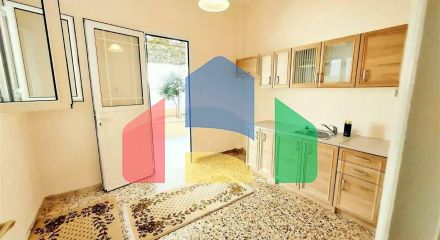 Продажа - Здание 200 m² в Афинах