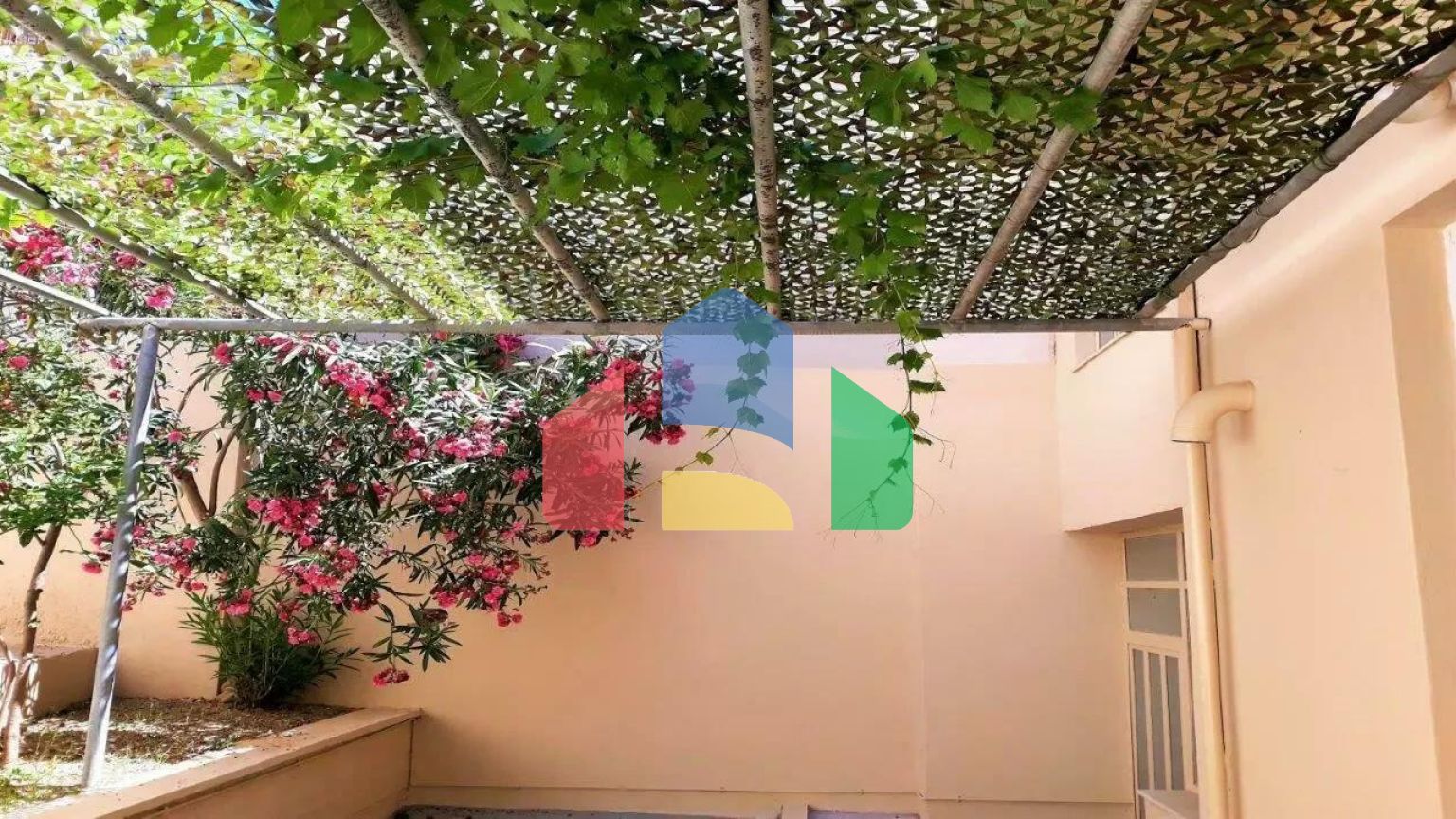 Продажа - Здание 200 m² в Афинах