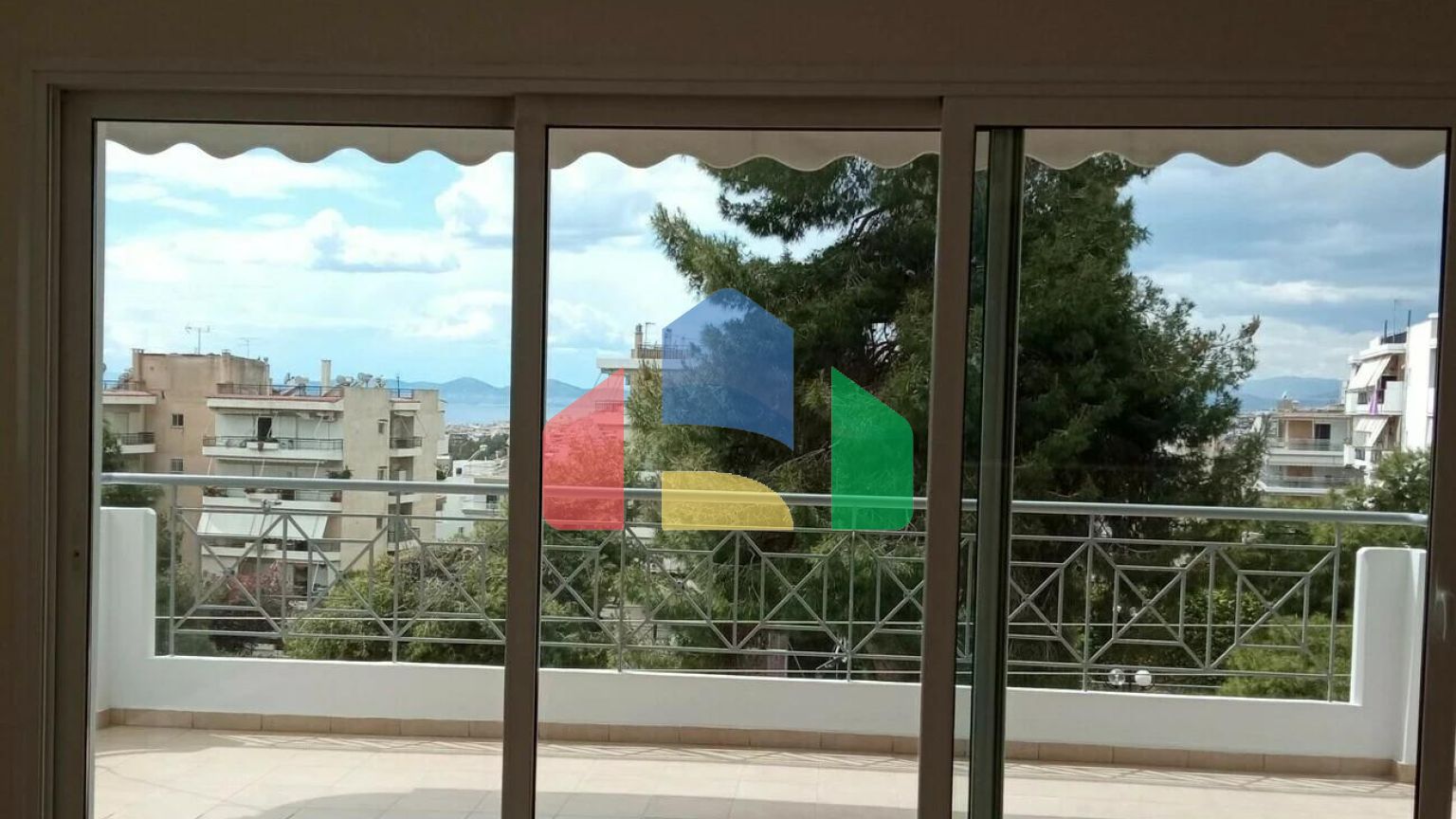 Продаж - Квартира 100 m² в Афінах