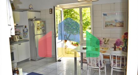 Продажа - Коттедж 180 m² в Афинах