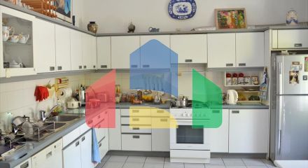 Продажа - Коттедж 180 m² в Афинах
