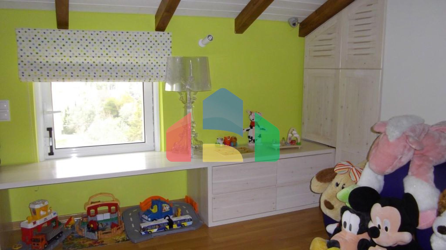 Продаж - Таунхаус 250 m² в Афінах