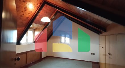 Продажа - Коттедж 540 m² в Афинах Продажа - Коттедж 540 m² в Афинах