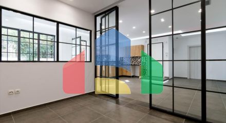 Продажа - Коммерческое помещение 305 m² в Афинах