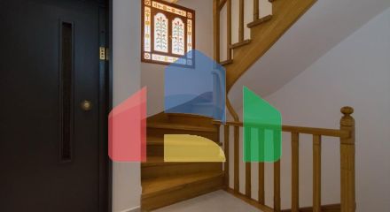 Продаж - Комерційна нерухомість 305 m² в Афінах