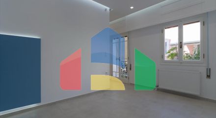 Продаж - Комерційна нерухомість 305 m² в Афінах