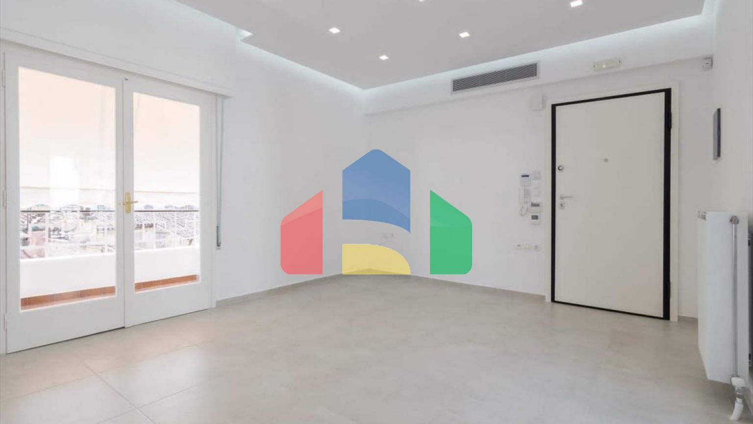 Продаж - Комерційна нерухомість 305 m² в Афінах