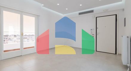 Продаж - Комерційна нерухомість 305 m² в Афінах