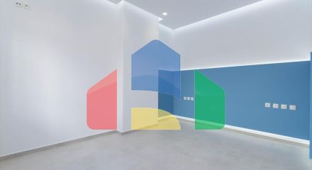 Продаж - Комерційна нерухомість 305 m² в Афінах