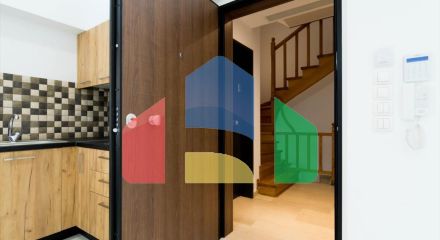 Продаж - Комерційна нерухомість 305 m² в Афінах