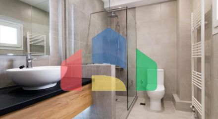 Продаж - Комерційна нерухомість 305 m² в Афінах