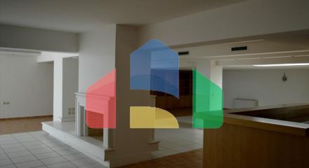 Продажа - Таунхаус 426 m² в Афинах
