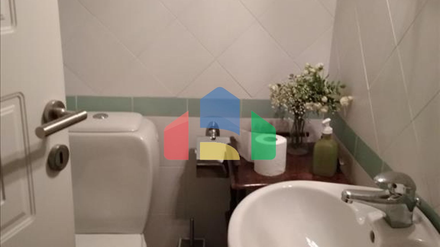 Продажа - Здание 450 m² в Афинах