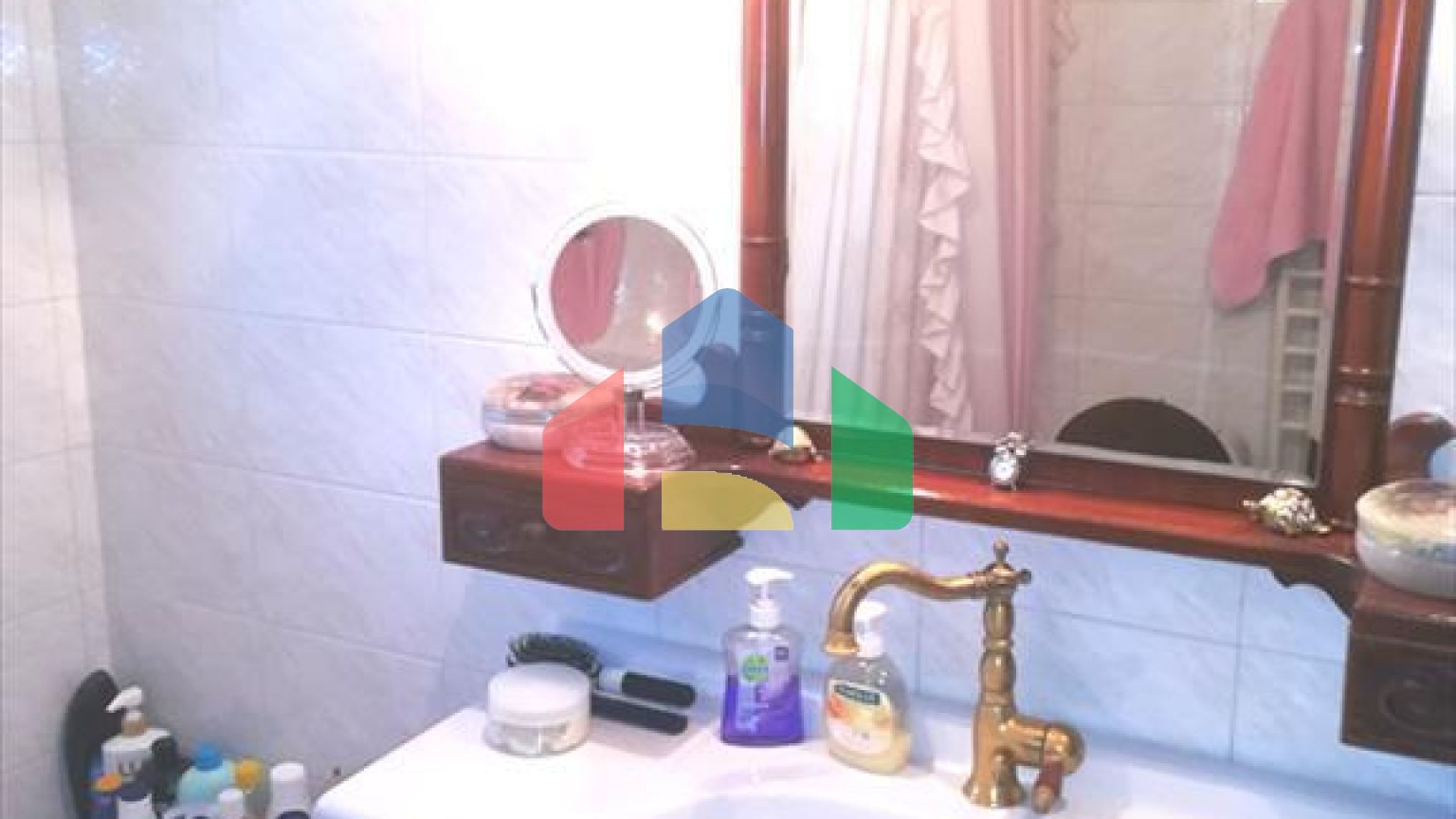 Продаж - Будівля 550 m² в Афінах