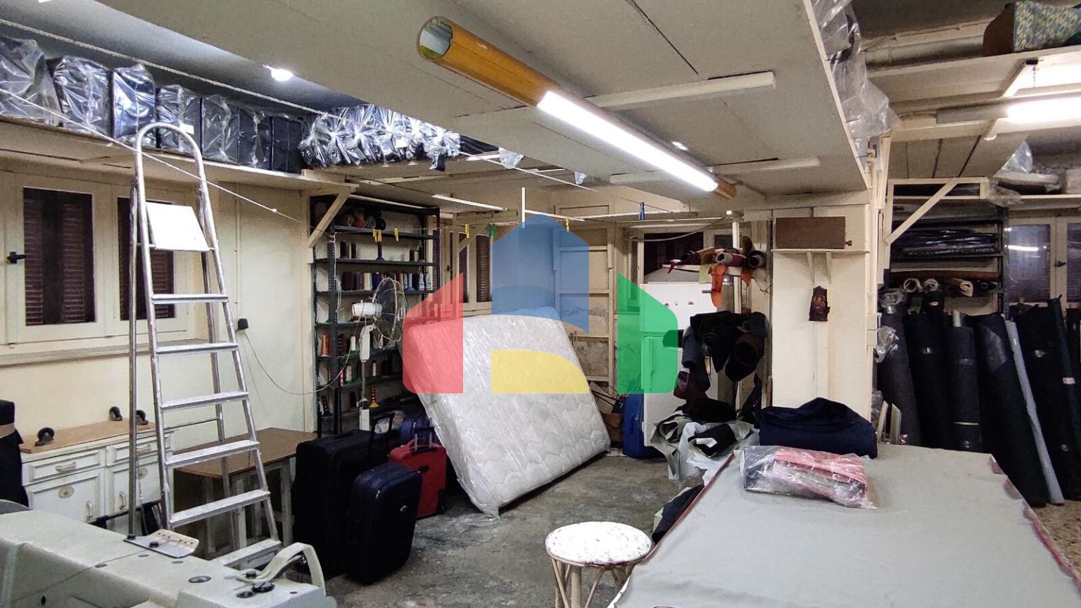 Продажа - Здание 312 m² в Афинах