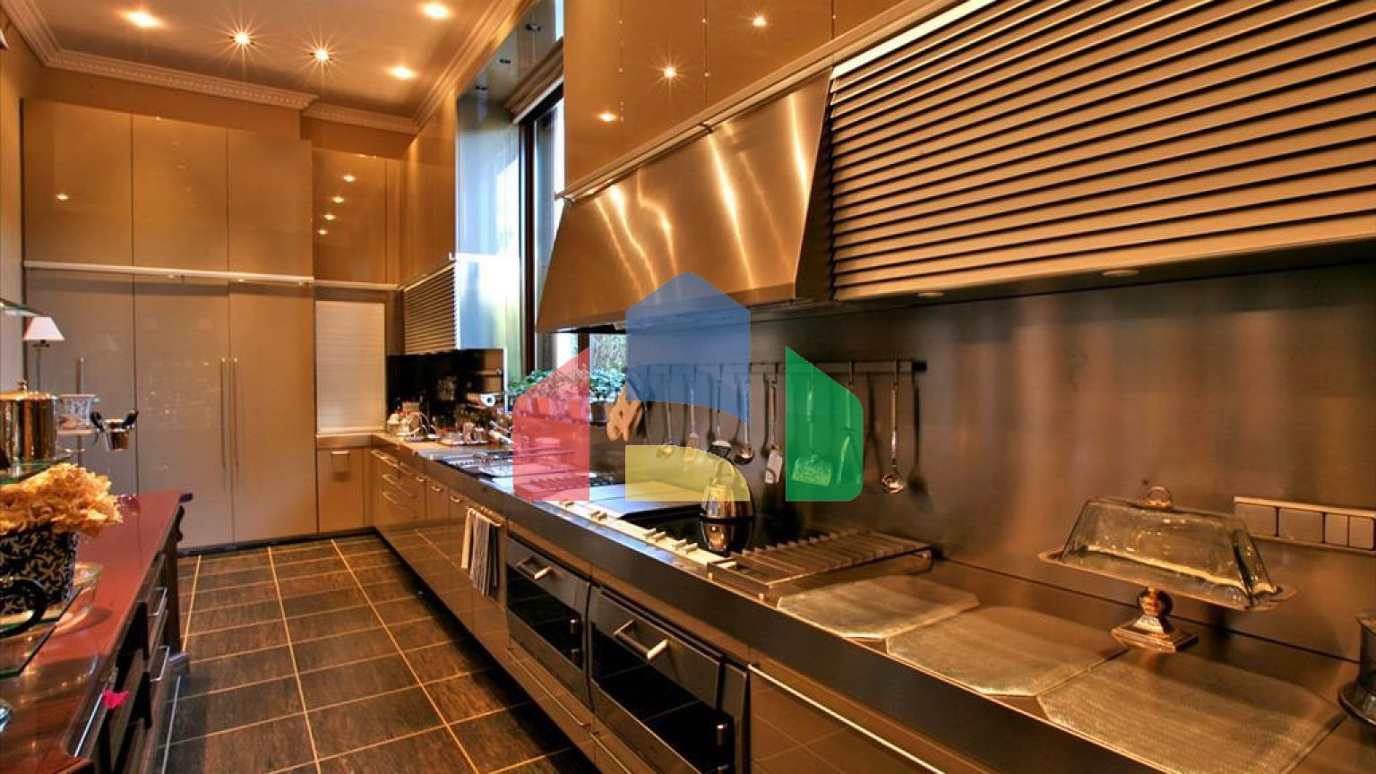 Продажа - Вилла 1560 m² в Афинах