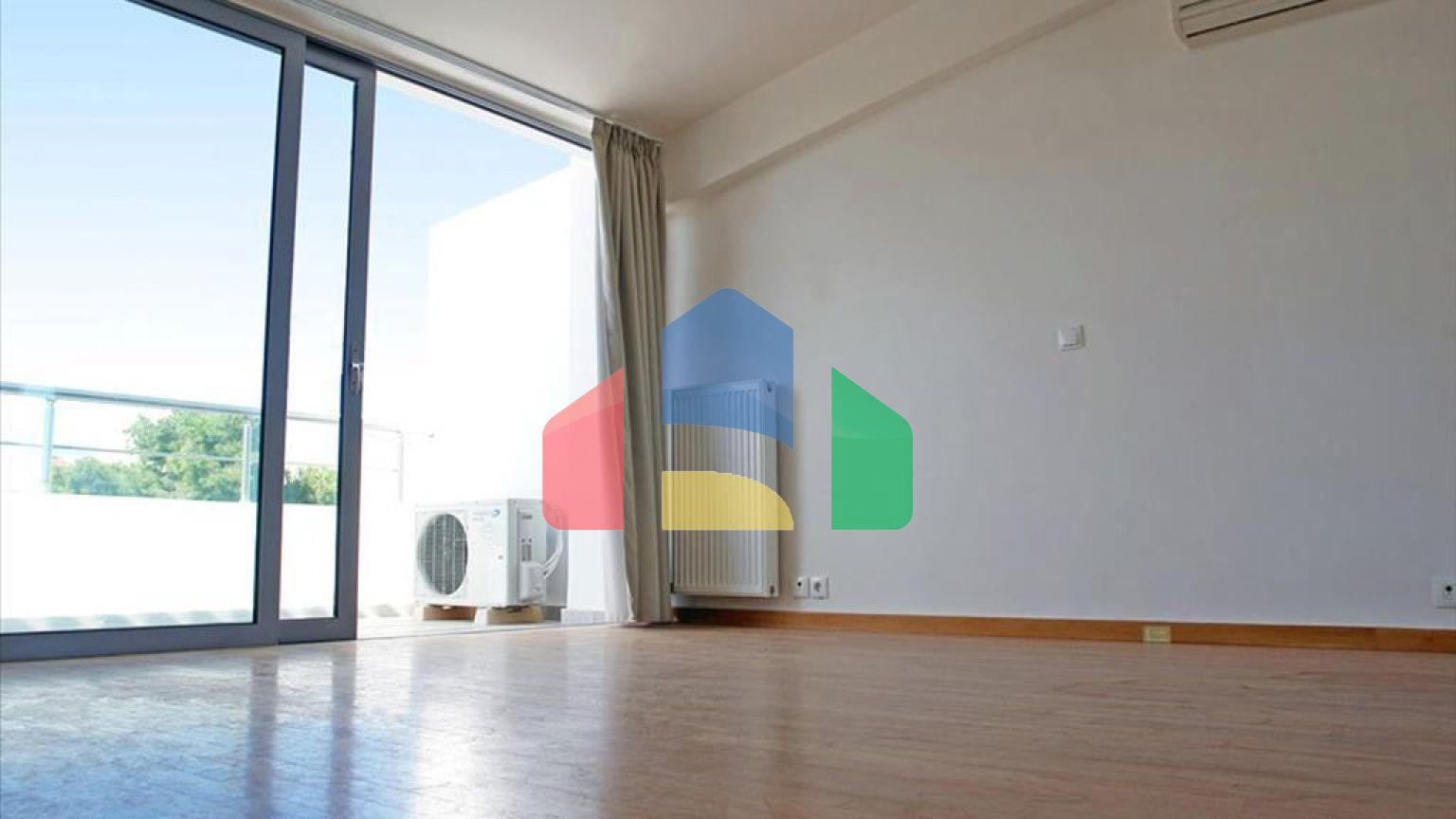 Продажа - Таунхаус 250 m² в Афинах