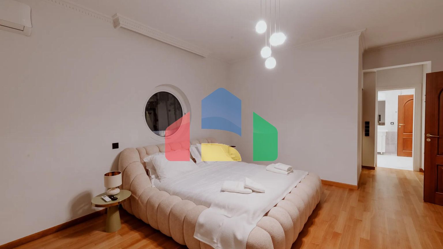 Продаж - Вілла 810 m² в Афінах