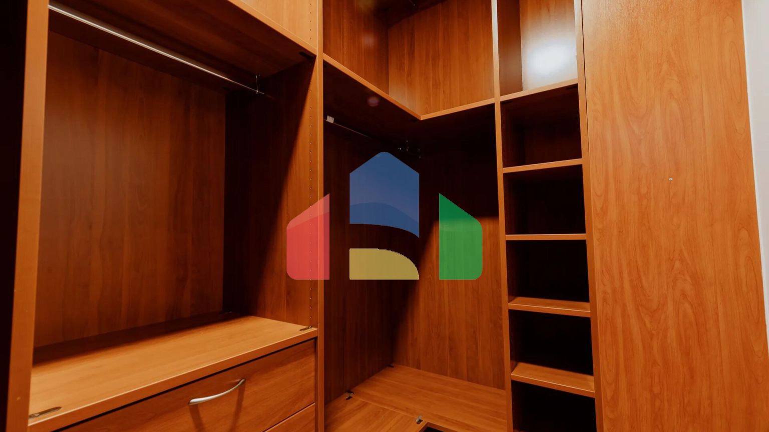 Продаж - Вілла 810 m² в Афінах