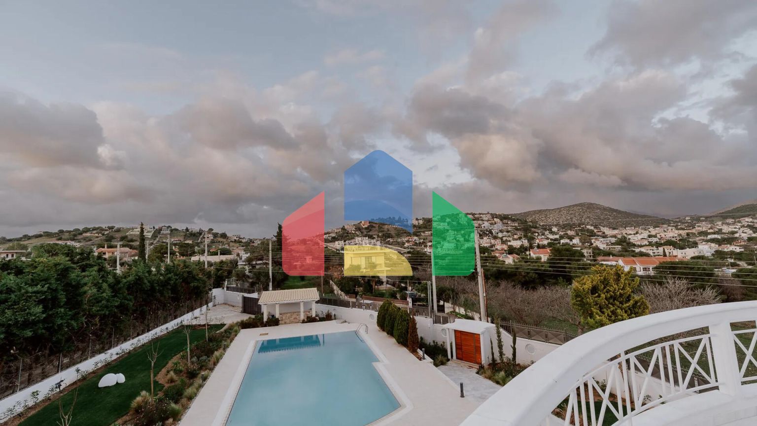 Продаж - Вілла 810 m² в Афінах