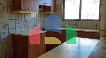 Продажа - Здание 250 m² в Афинах