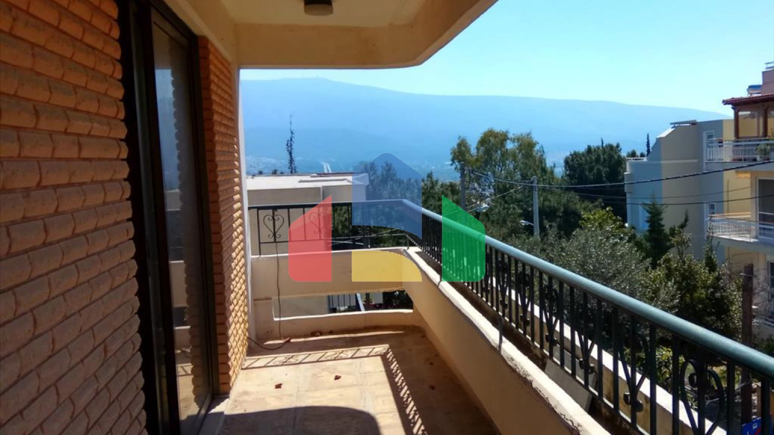 Продажа - Здание 250 m² в Афинах