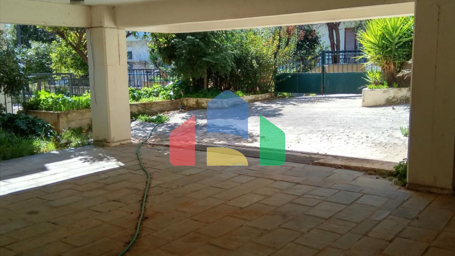 Продажа - Здание 250 m² в Афинах