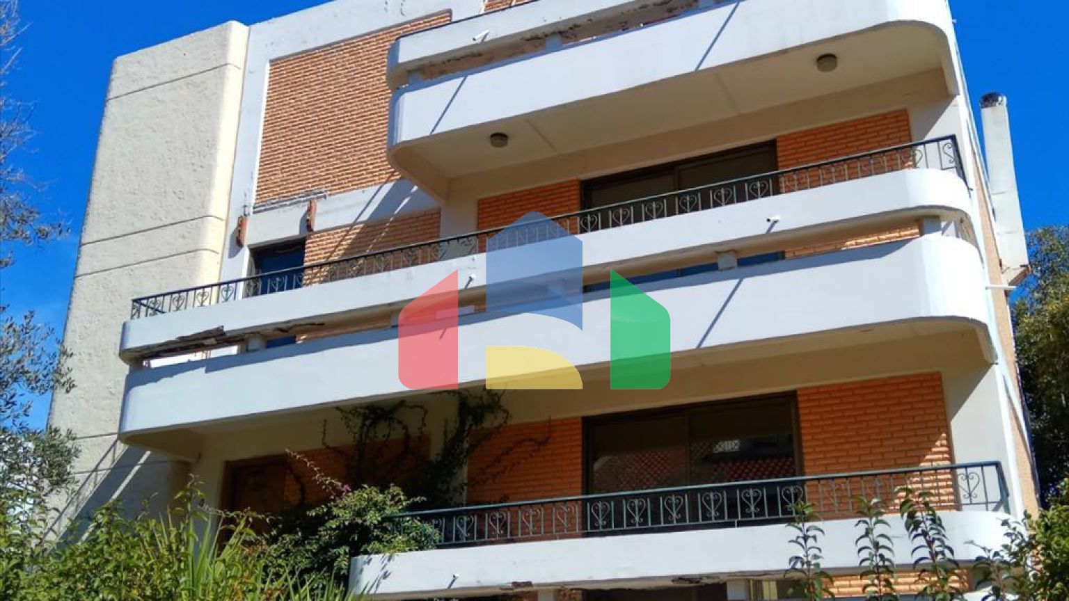 Продажа - Здание 250 m² в Афинах