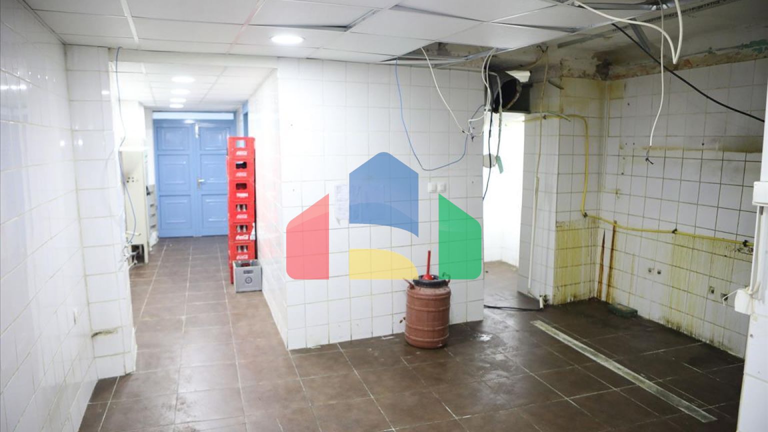 Продажа - Коммерческое помещение 374 m² в Афинах