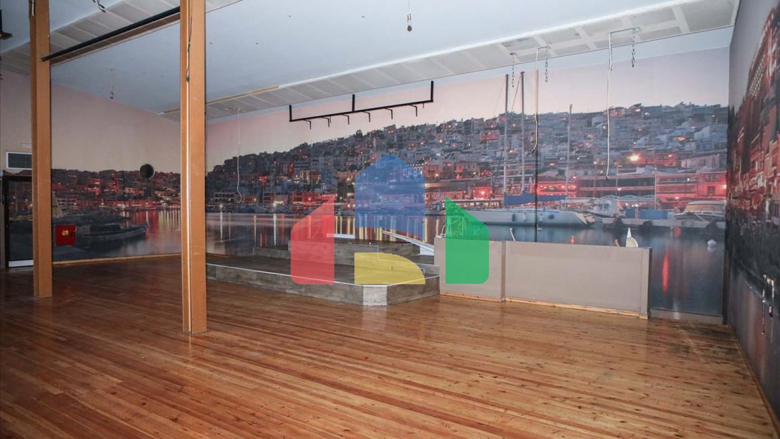 Продажа - Коммерческое помещение 374 m² в Афинах