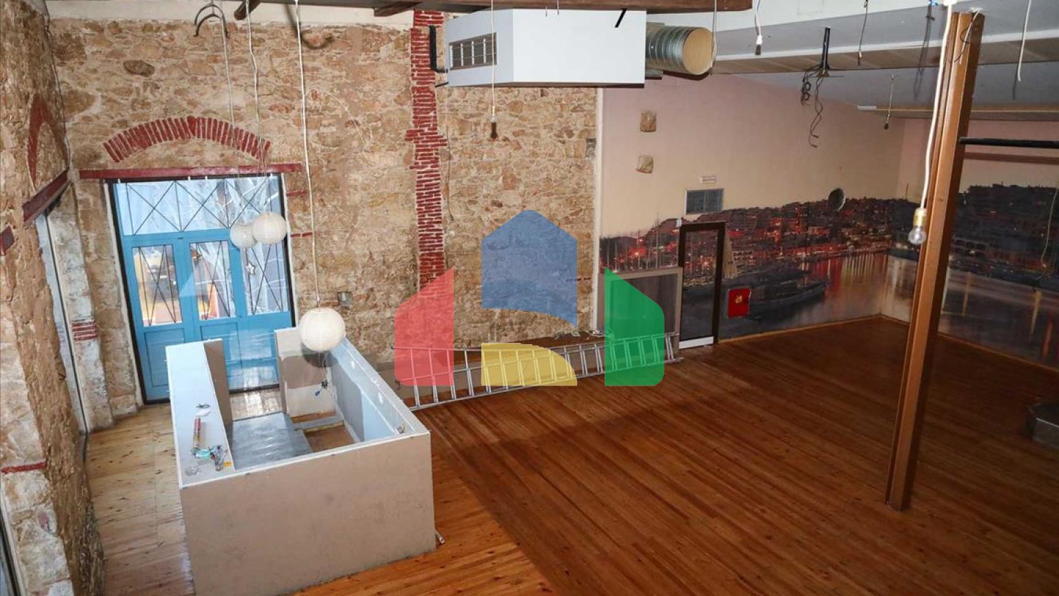 Продажа - Коммерческое помещение 374 m² в Афинах