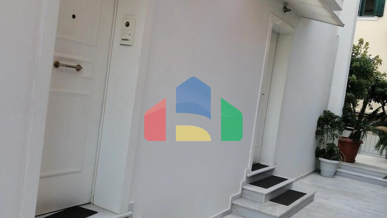 Продажа - Таунхаус 156 m² в Афинах