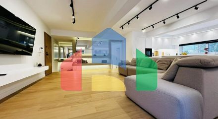 For Sale - Flat 150 m² in Athens
