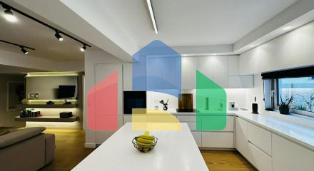For Sale - Flat 150 m² in Athens