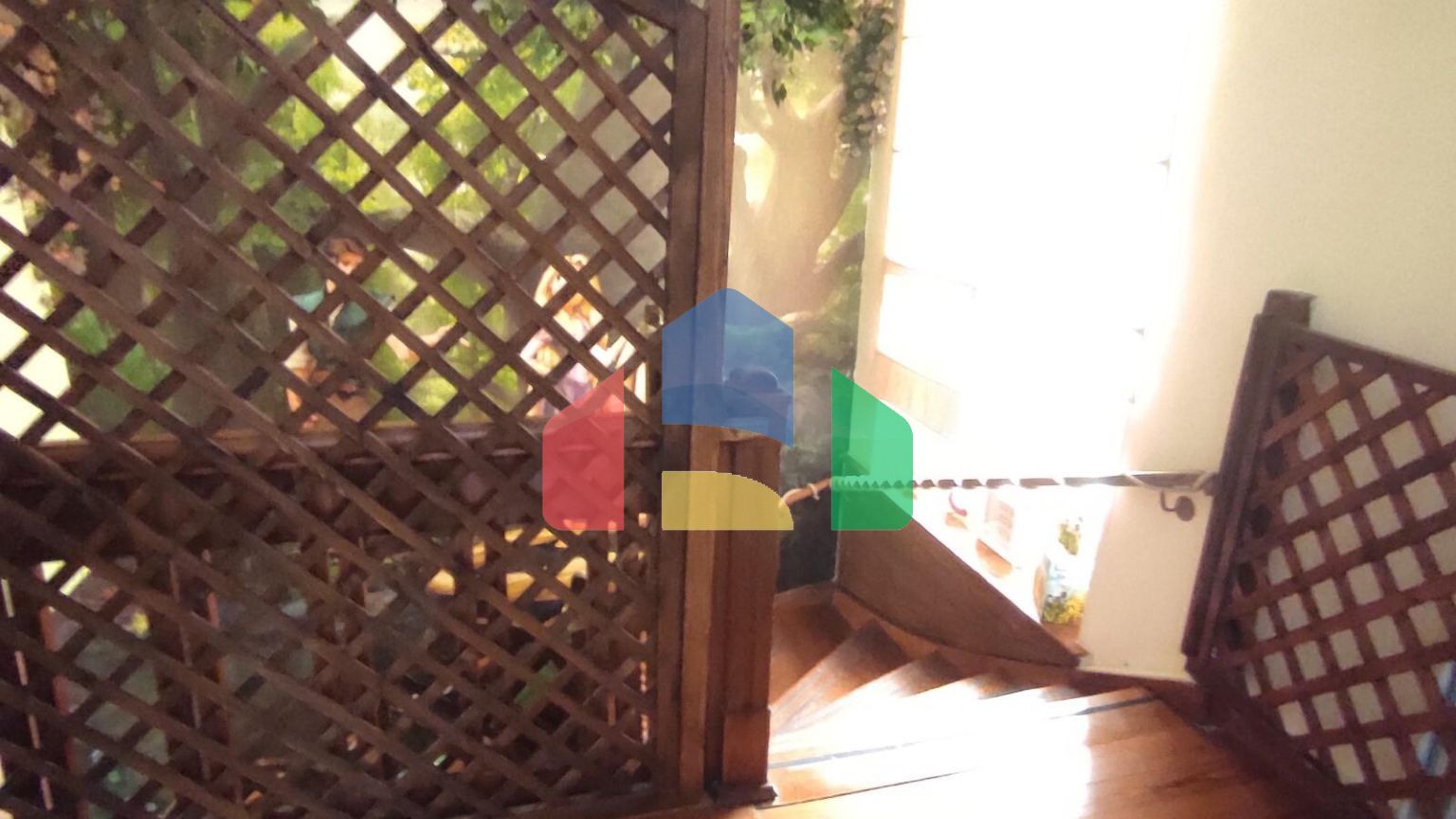 Продажа - Здание 600 m² в Афинах